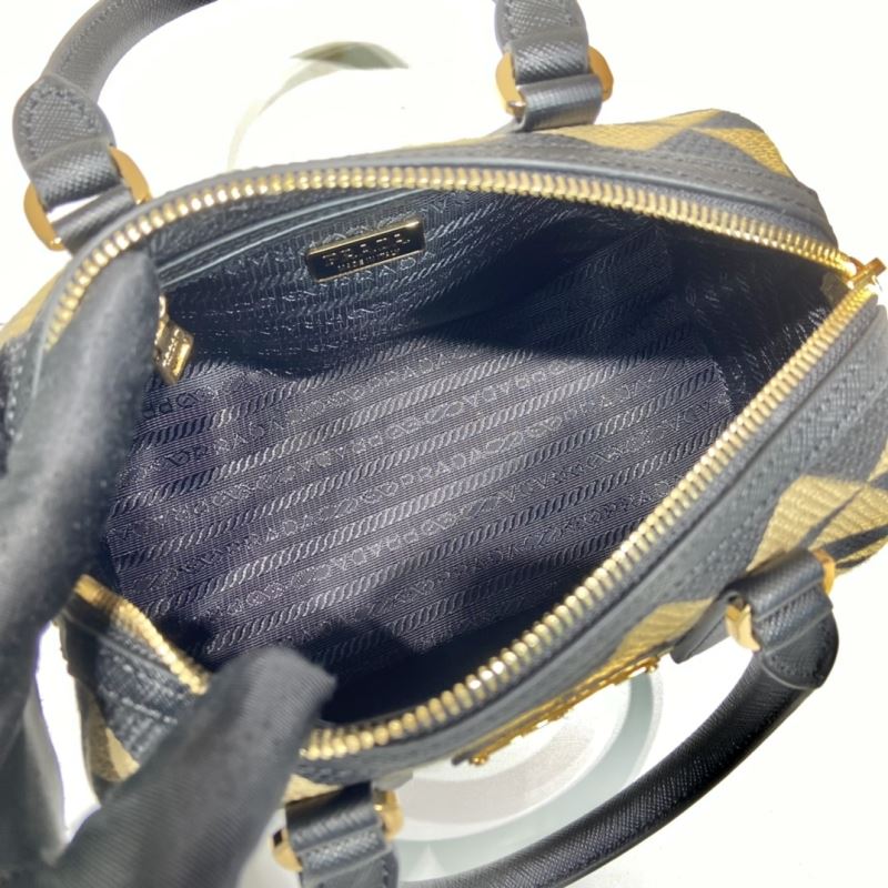 Pra*a speedy bags